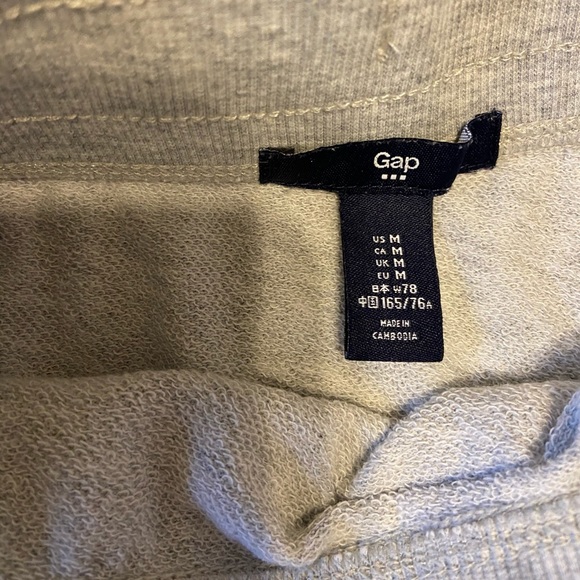 Gap Casual Terrycloth Grey Skirt - Picture 2 of 4